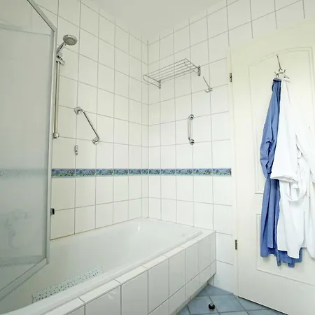 דירה To Hus _ Strandnah הרינגסדורף