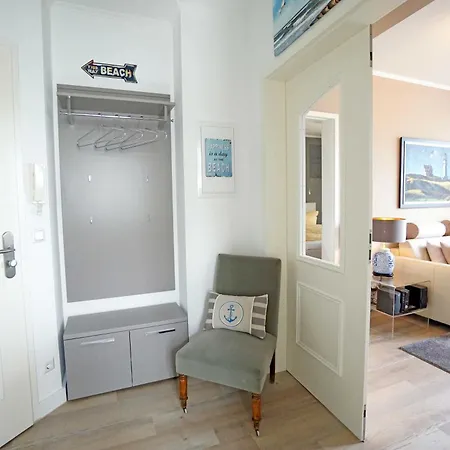 To Hus _ Strandnah דירה *